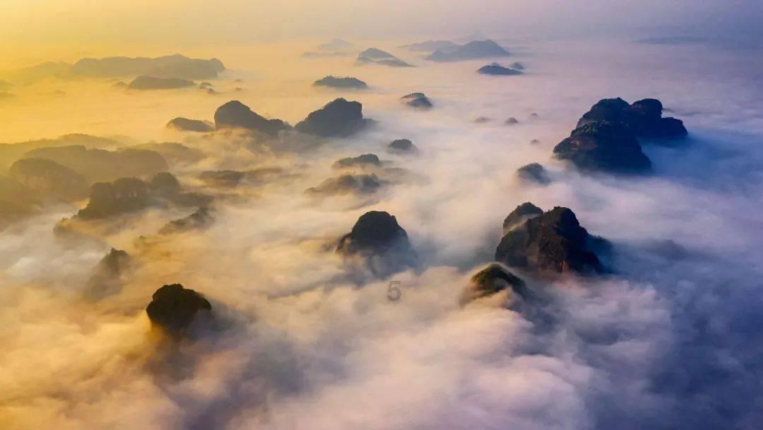 奔驰和奥迪哪个档次高游戏画面